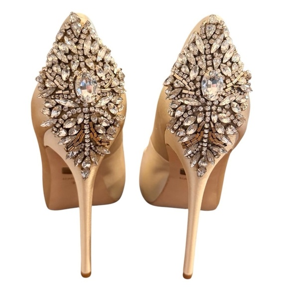 Badgley Mischka Kiara Peep Toe Platform Heel in Ivory Satin NIB - Picture 6 of 8